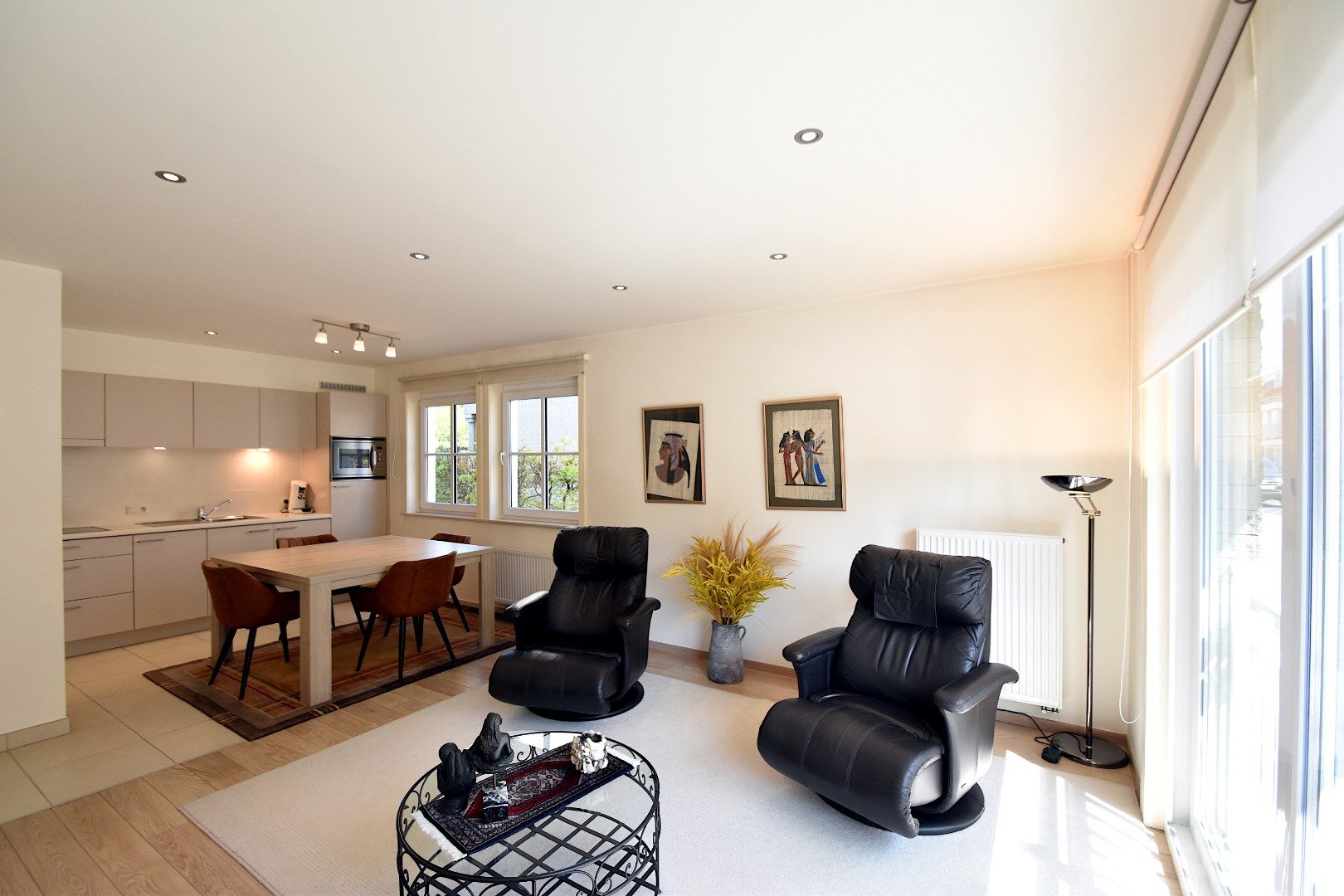 Instapklaar gelijkvloers appartement in het hart van De Haan foto 2