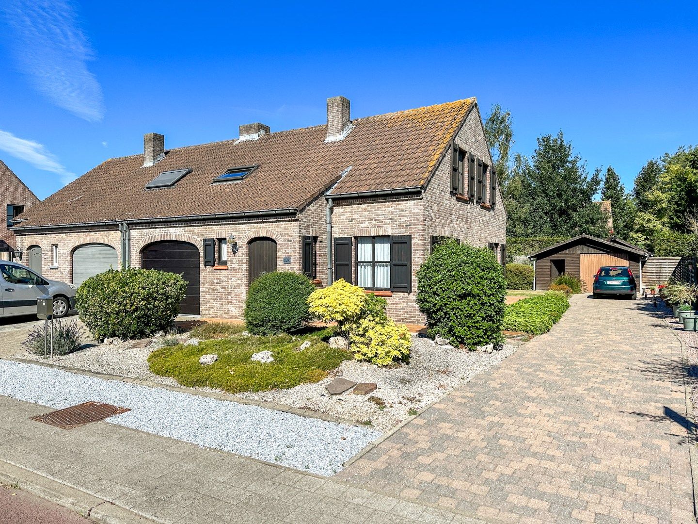 ()=>{if(producerUpdateValueVersion(node),producerAccessed(node),node.value===ERRORED)throw node.error;return node.value} Ruddervoordestraat 126 - - 8820 Torhout