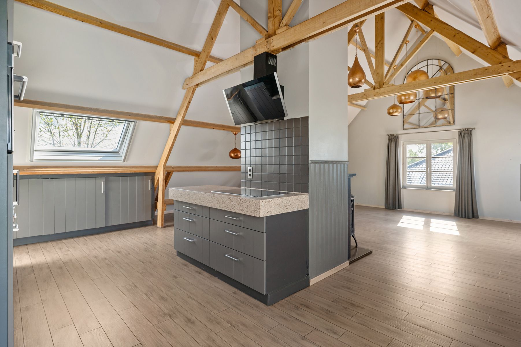 IN OPTIE. Woning met industriehal (212m2) op 2229m2 grond foto 25