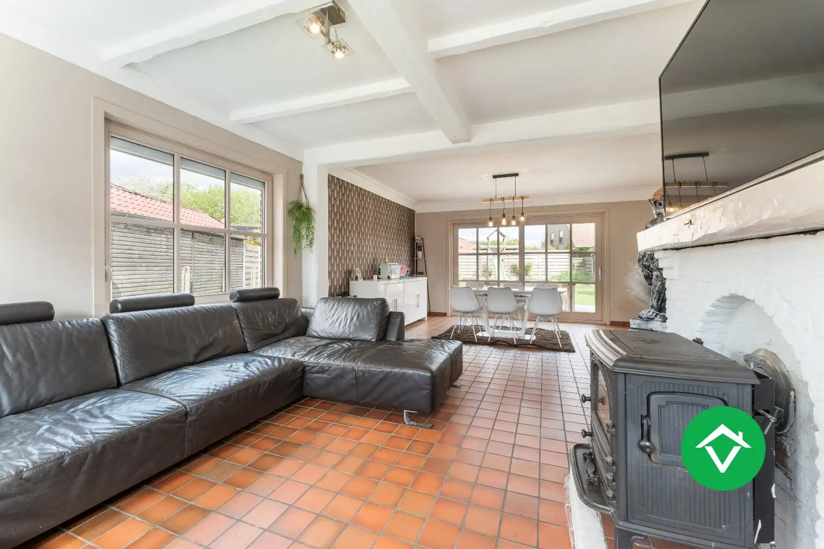 Landelijke gezinswoning met rustige ligging, 3 slaapkamers en een inpandige garage foto 6