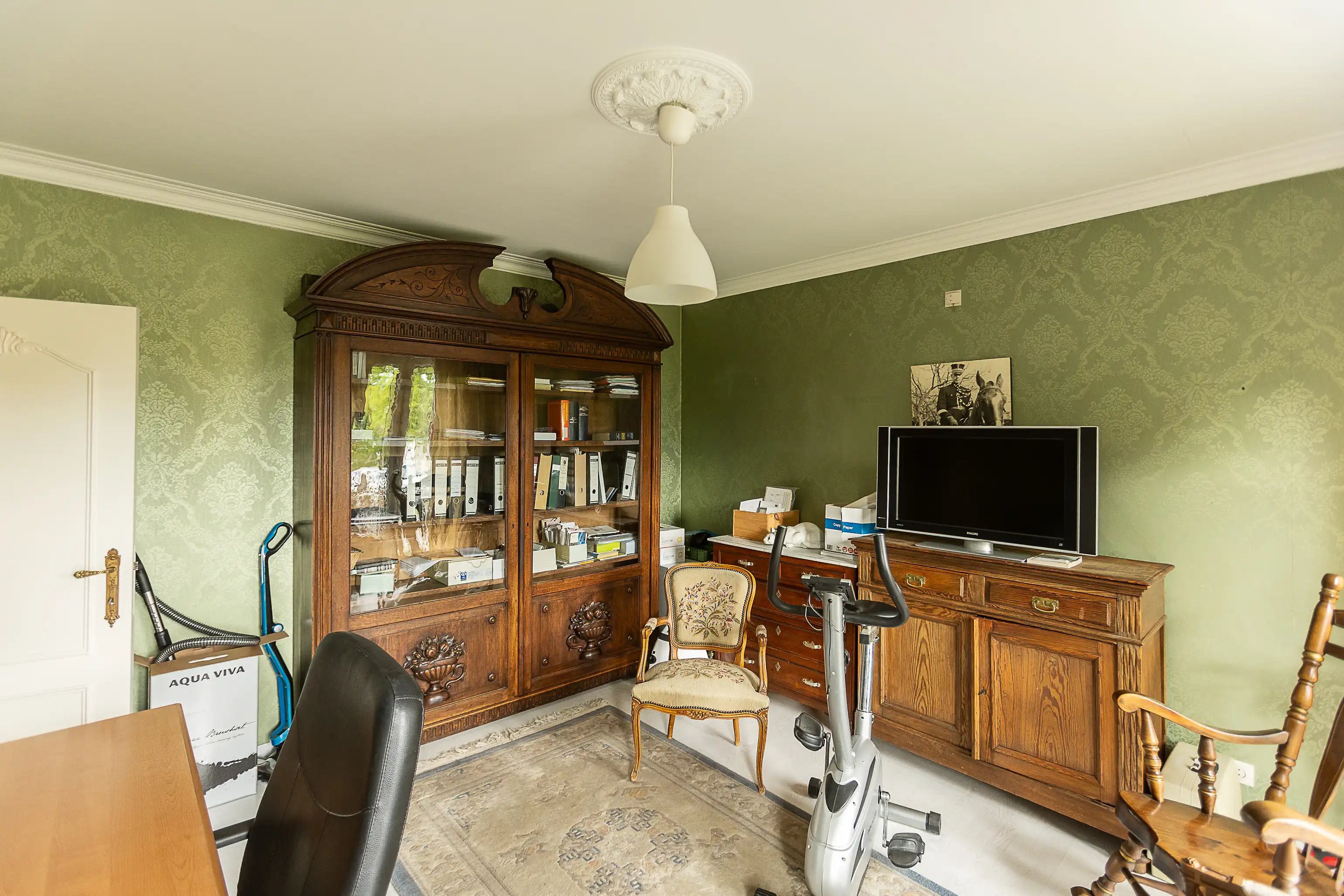 Karaktervolle, perfect onderhouden woning in Aalter foto 5
