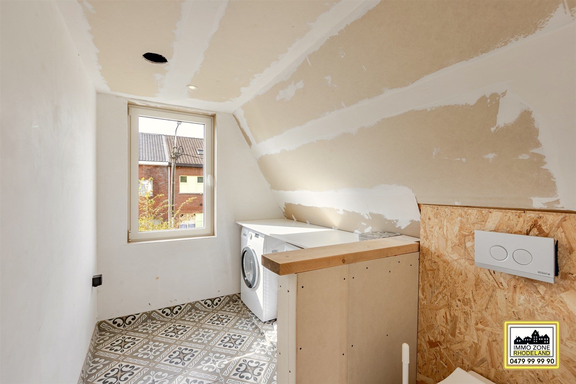 Knappe verder af te werken woning met 3 slpks en mooie tuin foto 19