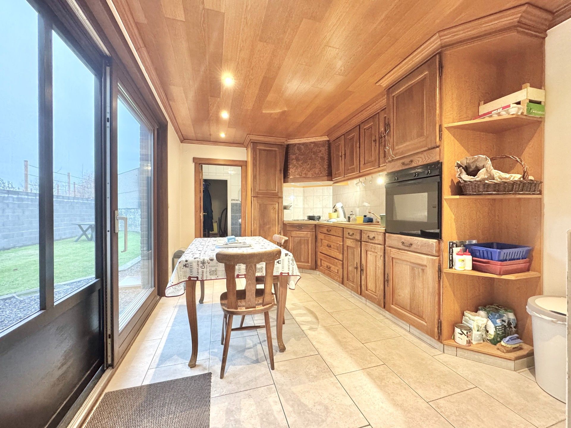 WONING MET TUIN & GARAGE OP 240 M² foto 9