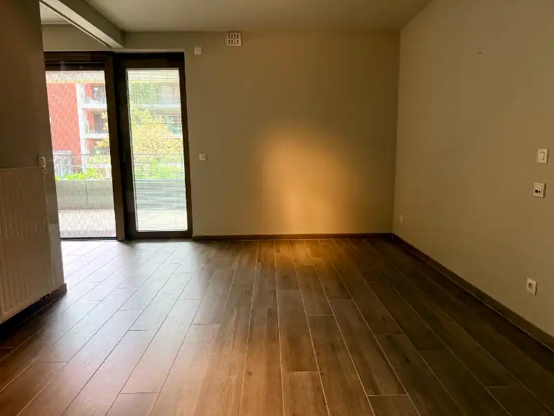 SERVICEFLAT MET GEZELLIG TERRAS foto 10