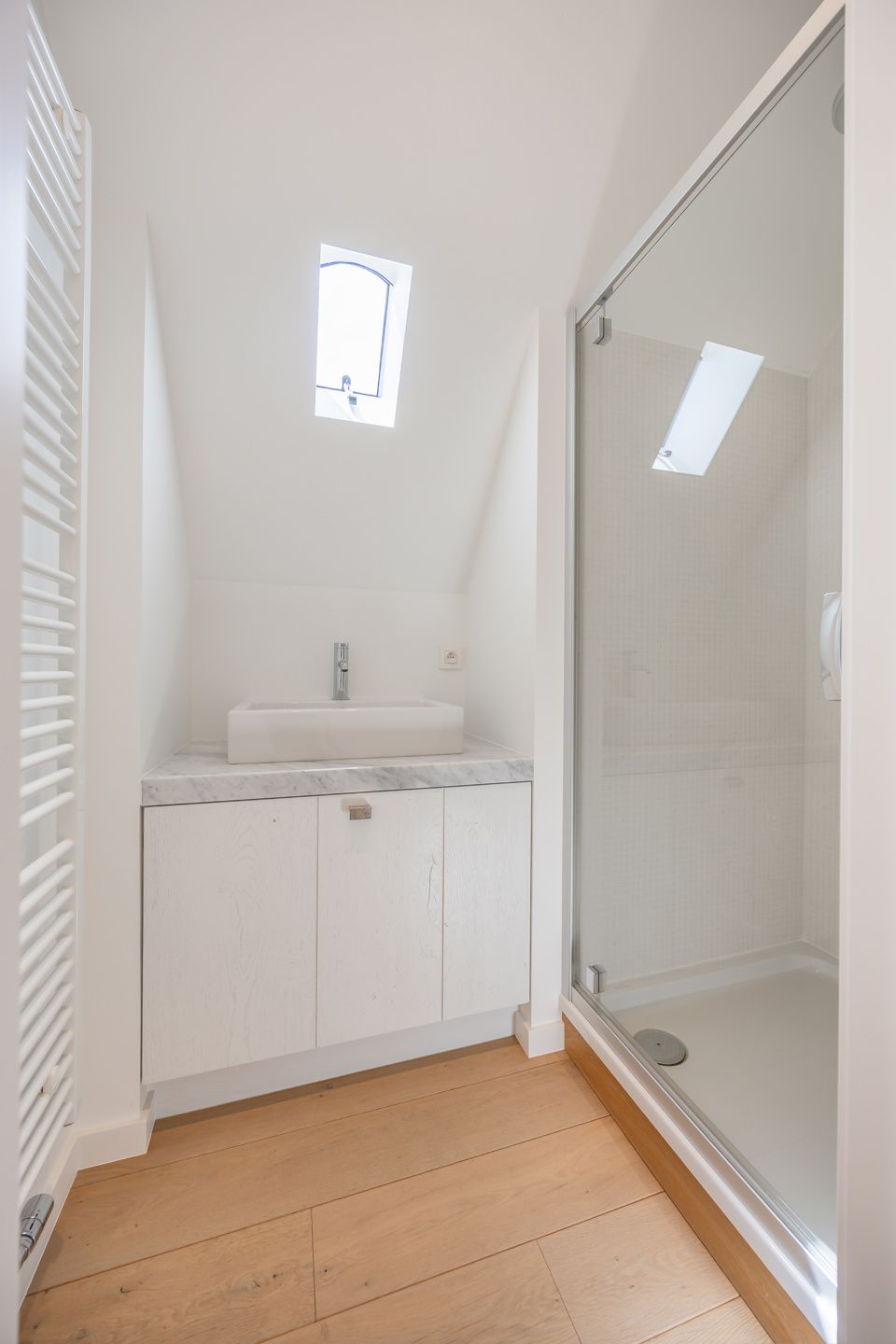 Luxe afgewerkte penthouse met groot zonneterras foto 33
