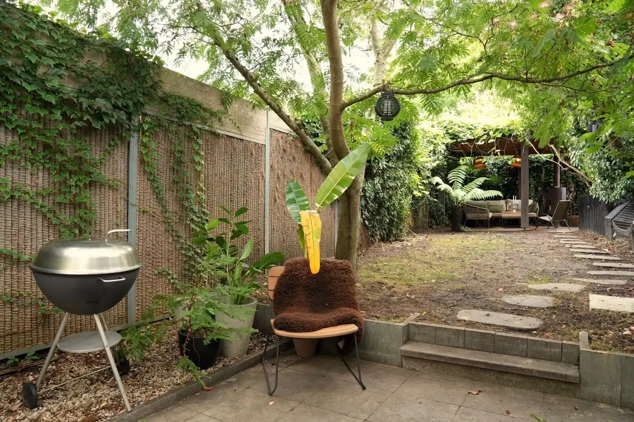 Statige herenwoning met authentiek karakter en prachtige zuidgerichte stadstuin foto 18