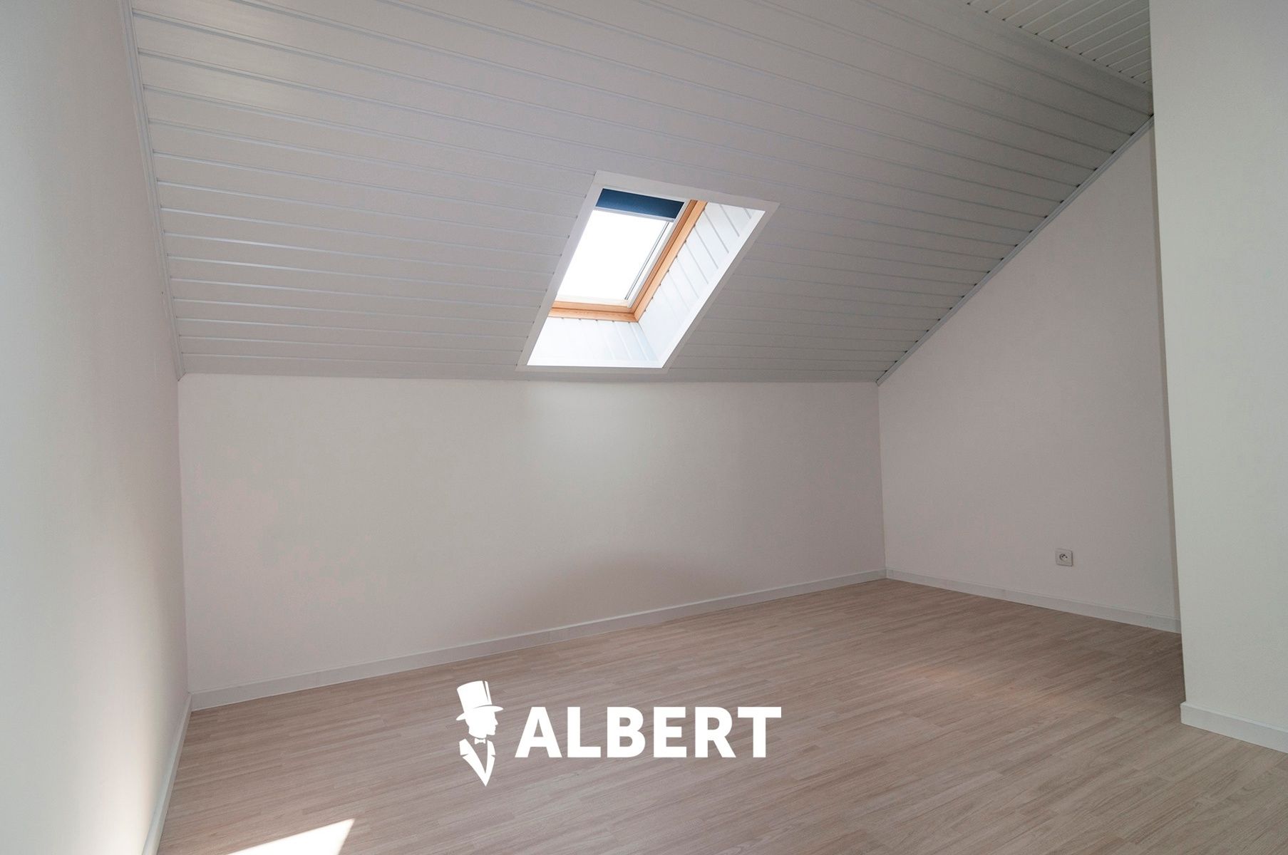 Ruime instapklare woning op toplocatie met tuin en bijgebouw foto 20