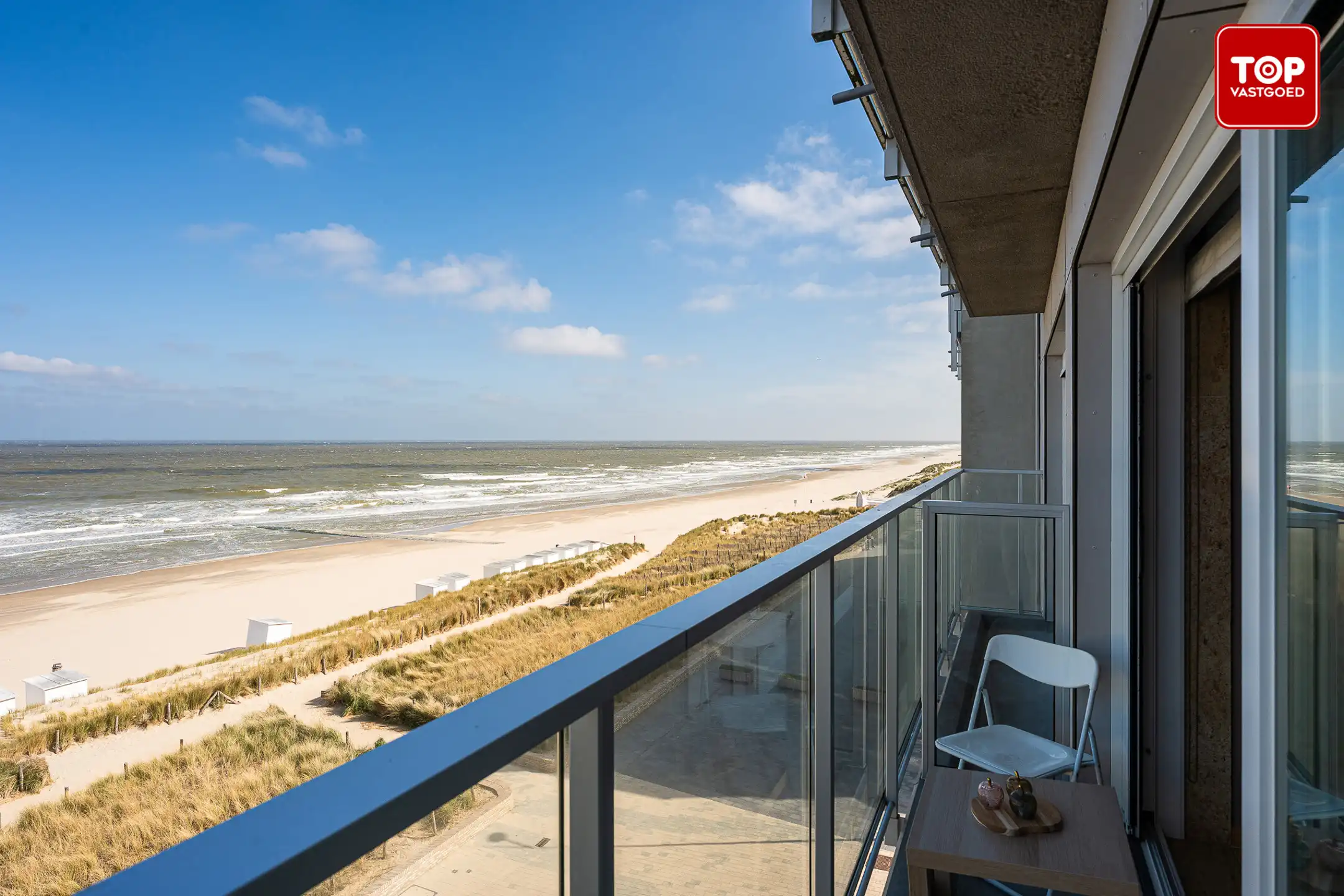 Instapklare studio appartement met zeezicht foto 10