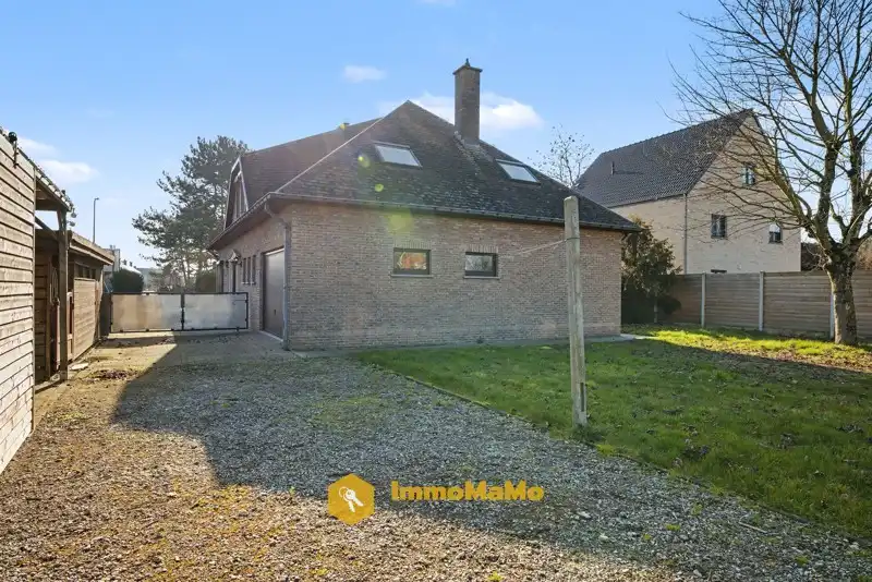 RUIME OPEN BEBOUWING MET GROTE TUIN TE KOOP IN ZELZATE foto 26