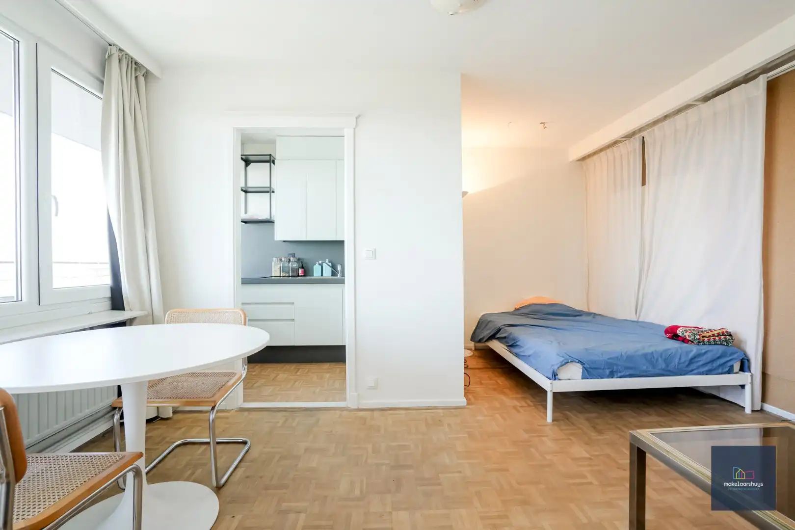 Topper ; instapklare studio met schitterend zicht  foto 6