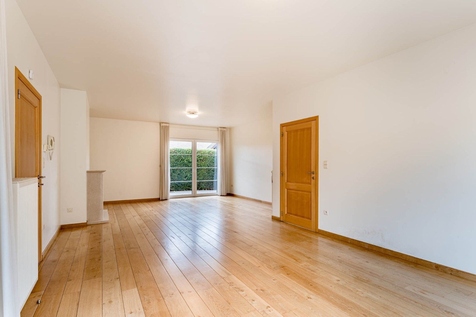 Stijlvolle, hoogwaardig afgewerkt en zeer ruime gezinswoning op een perceel van 8a65ca! foto 6