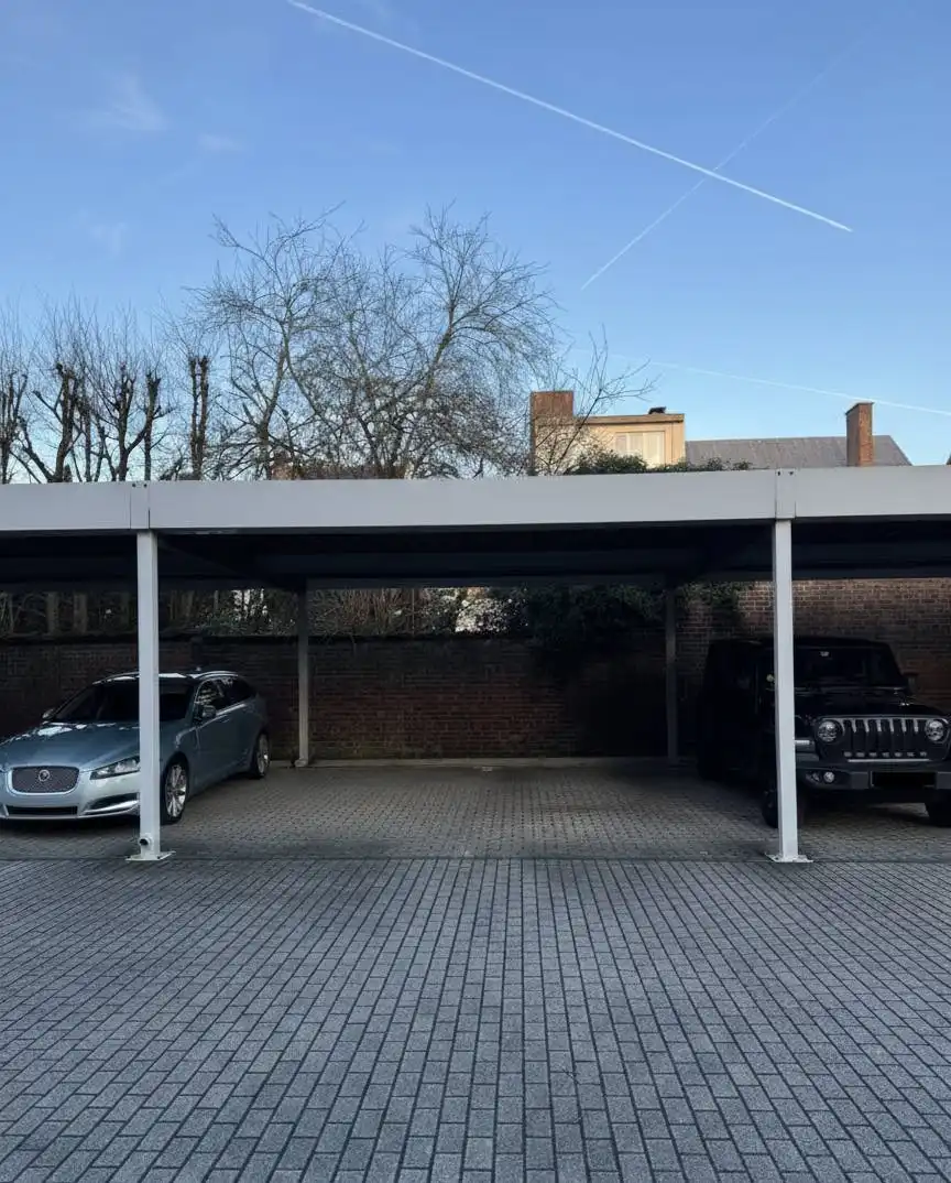 Te koop: carport parkeerplaats in Residentie Marinalys, Kortrijk foto {{pictureIndex}}