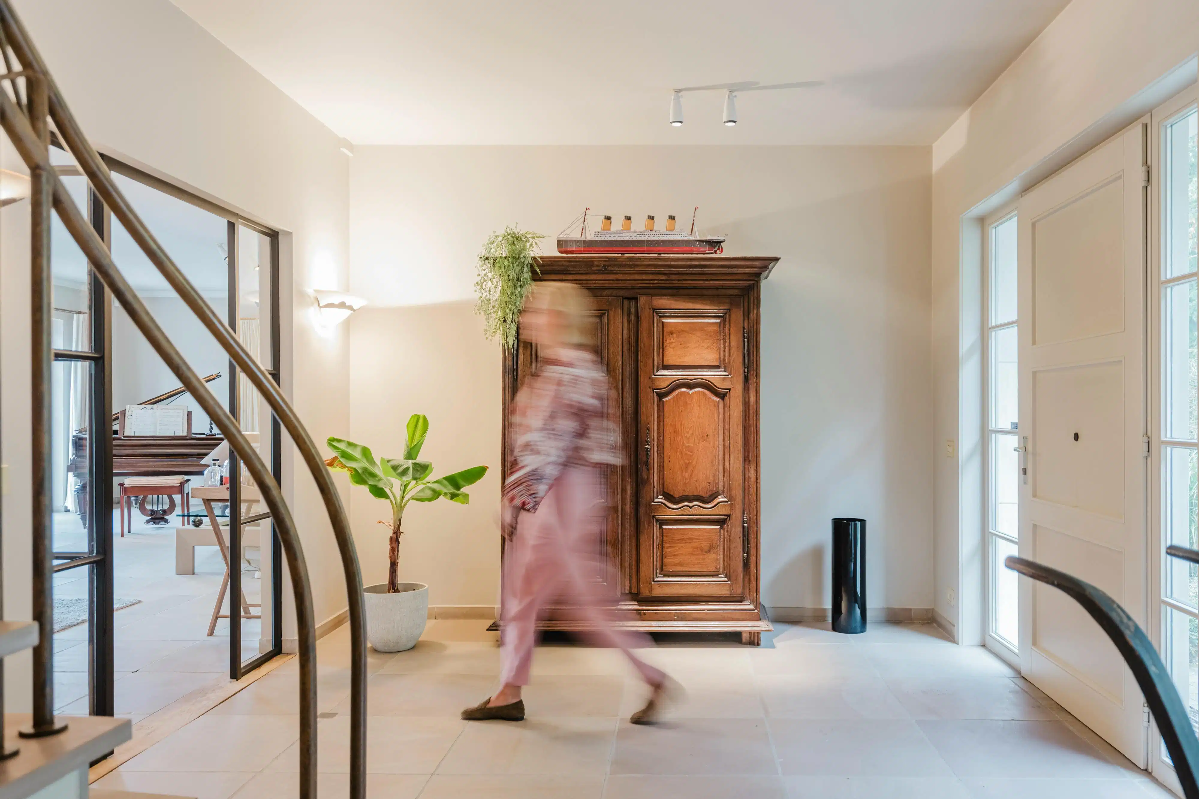 Tijdloze villa met 5 kamers en zwembad te koop in Deerlijk foto 16