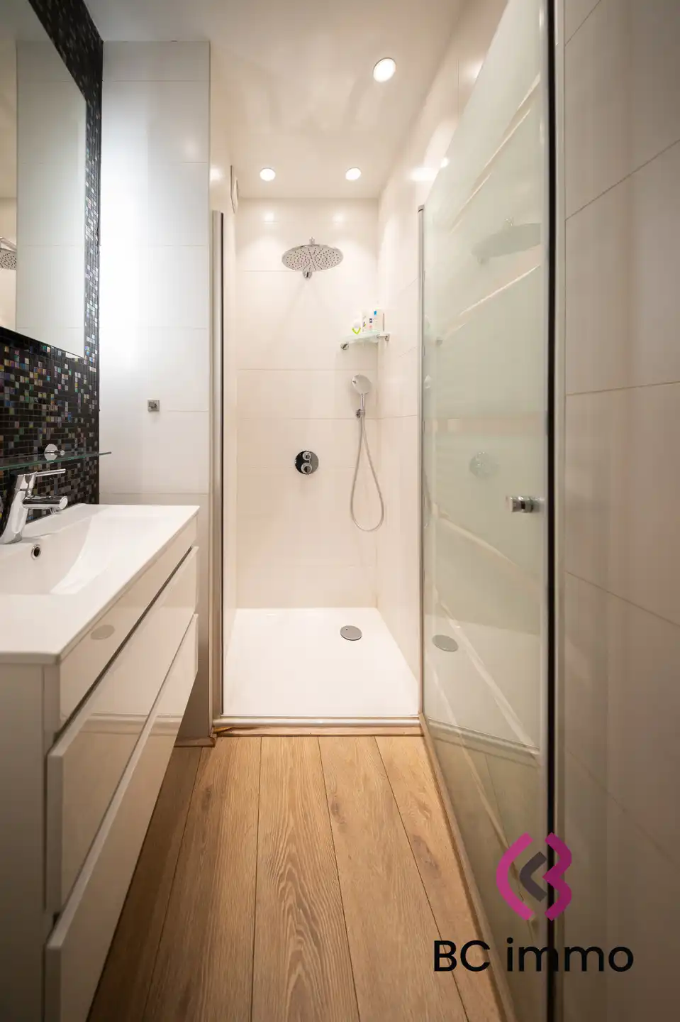 Exclusief appartement met 3 slaapkamers in hartje Hasselt foto 21