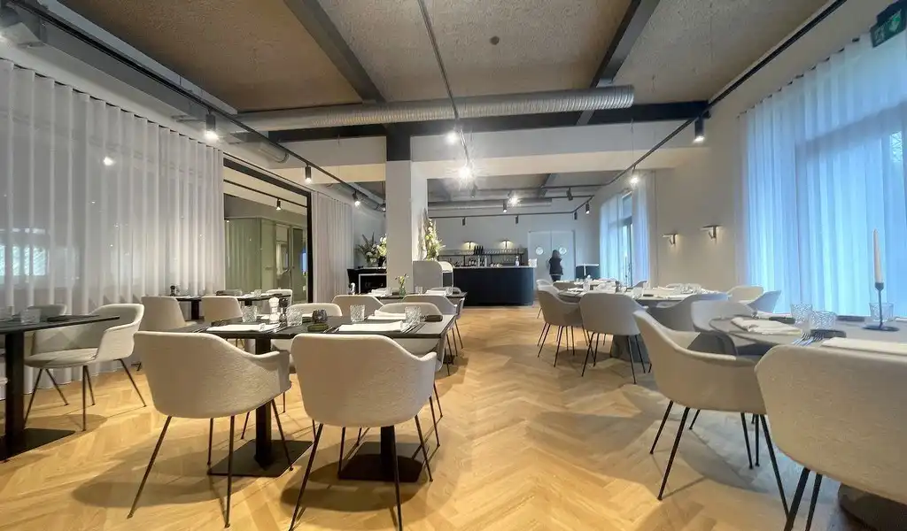 Kantoren te huur in West Port aan E34 in Zwijndrecht foto 20