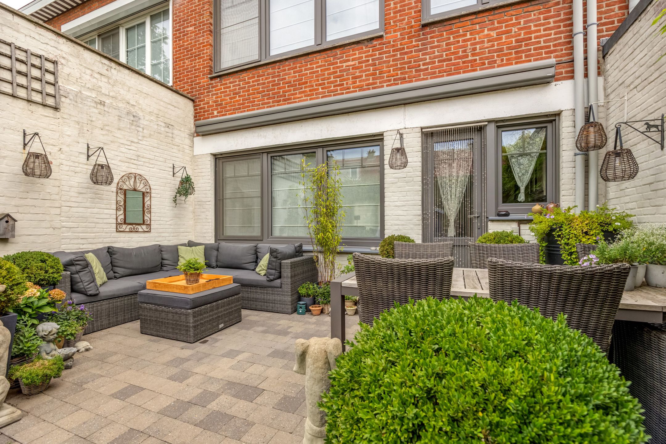 Instapklare woning met tuin 3/4 slaapkamers te Nachtegalenhof Hoboken foto 10
