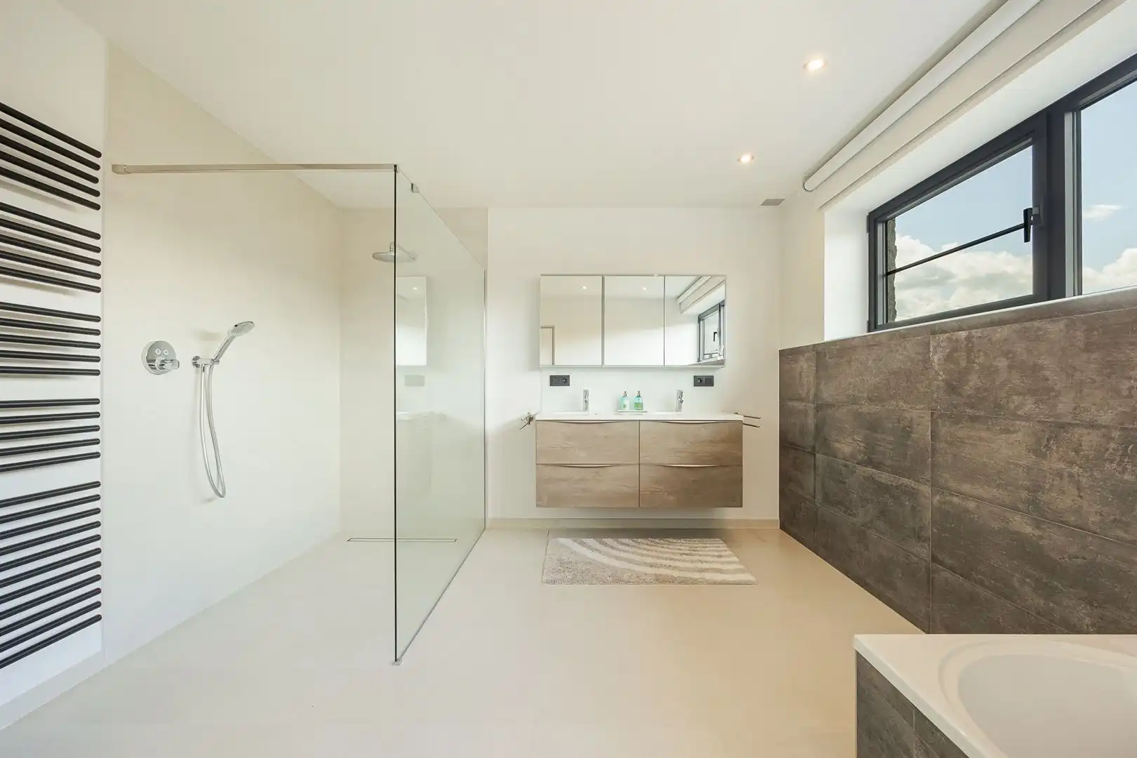Topwoning! Kwalitatief en instapklaar! foto 17