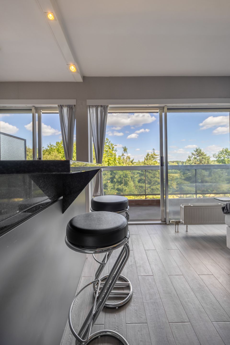 Luxe bemeubelde Studio met Terras & Groenzicht nabij Leiebos foto 11
