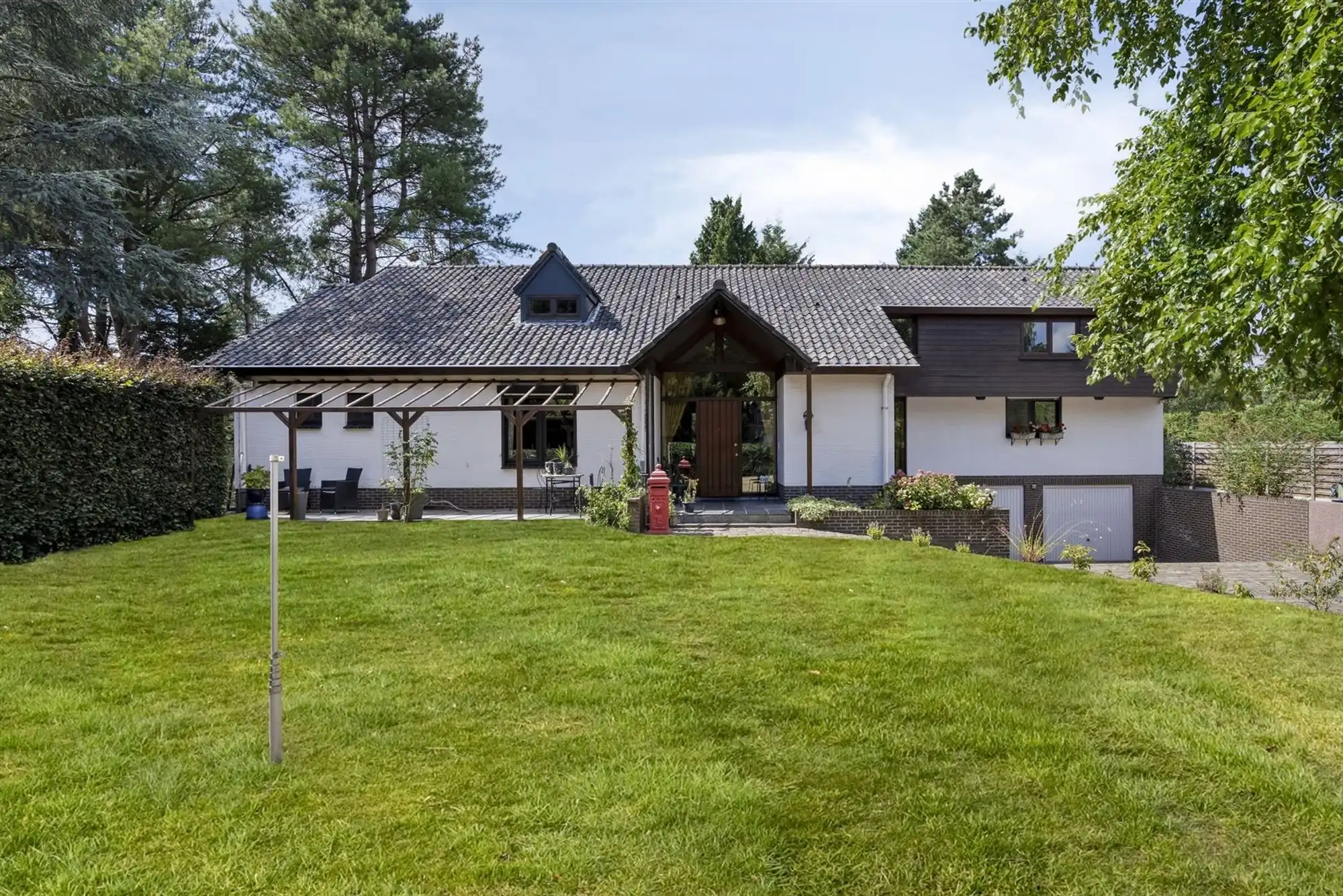 Verrassend ruime villa met klasse in een groene omgeving foto 4