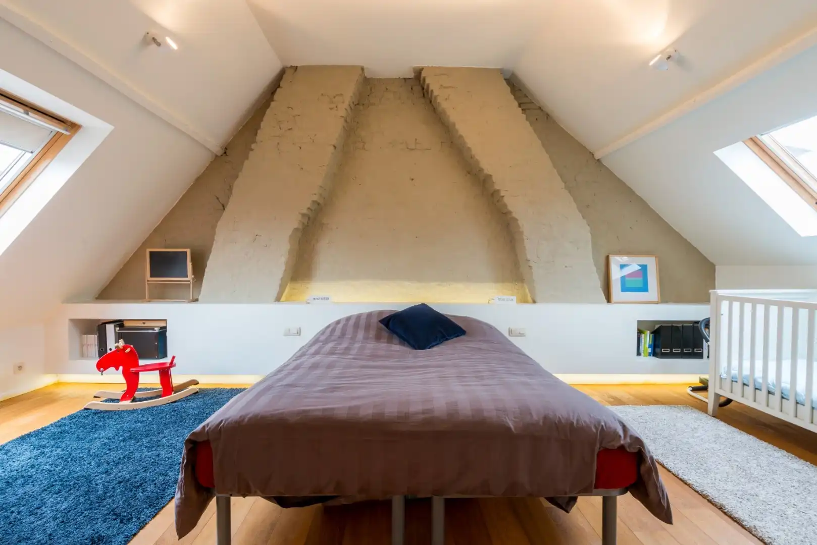 Karaktervolle stadswoning met modern comfort en authentieke ziel foto 14