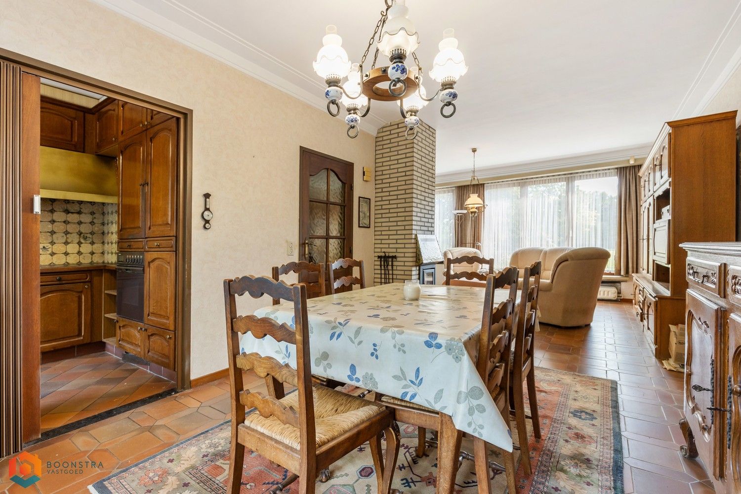 Te renoveren bel-etage te Edegem foto 5