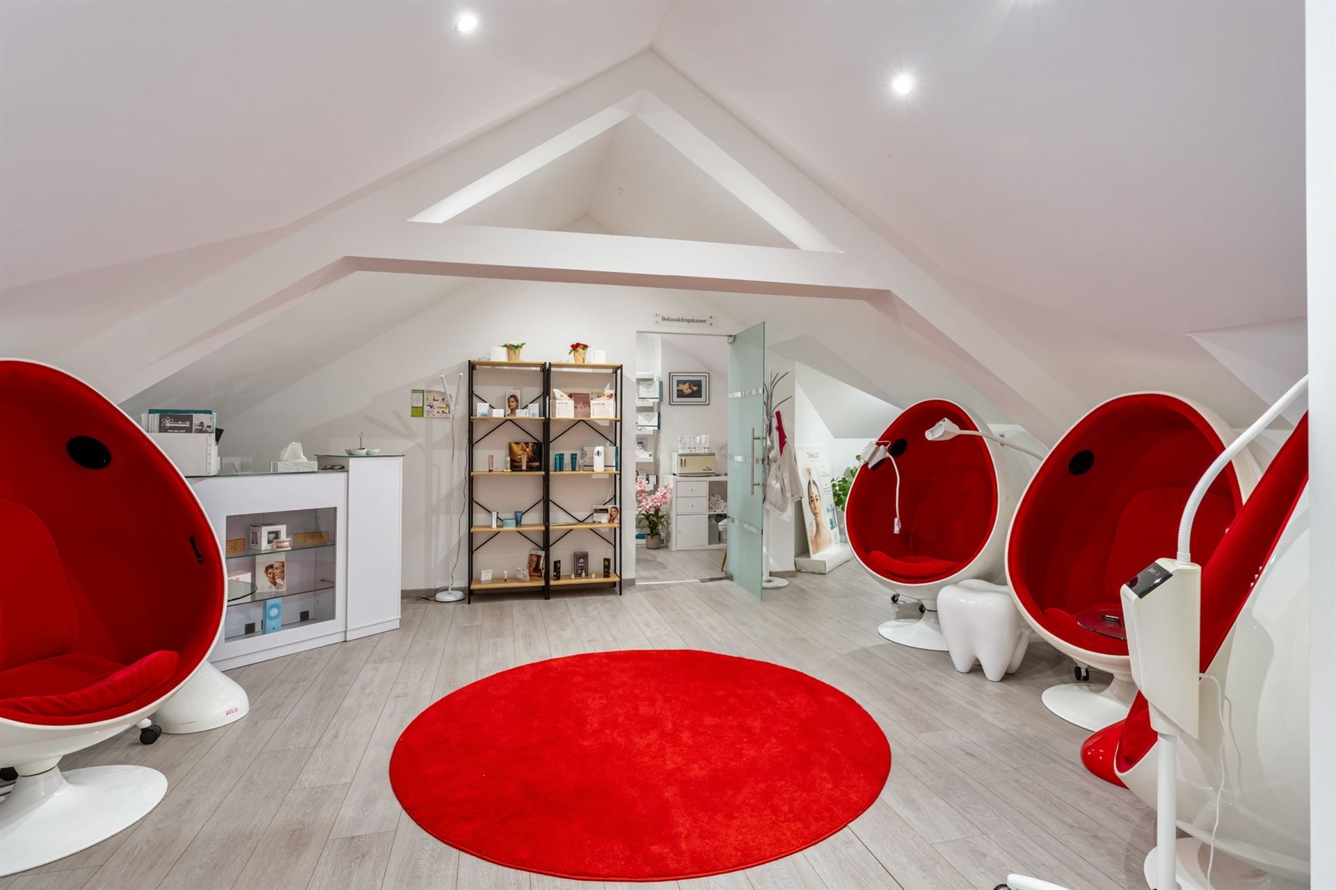 Vrijstaande eengezinswoning te Zelem. foto 7