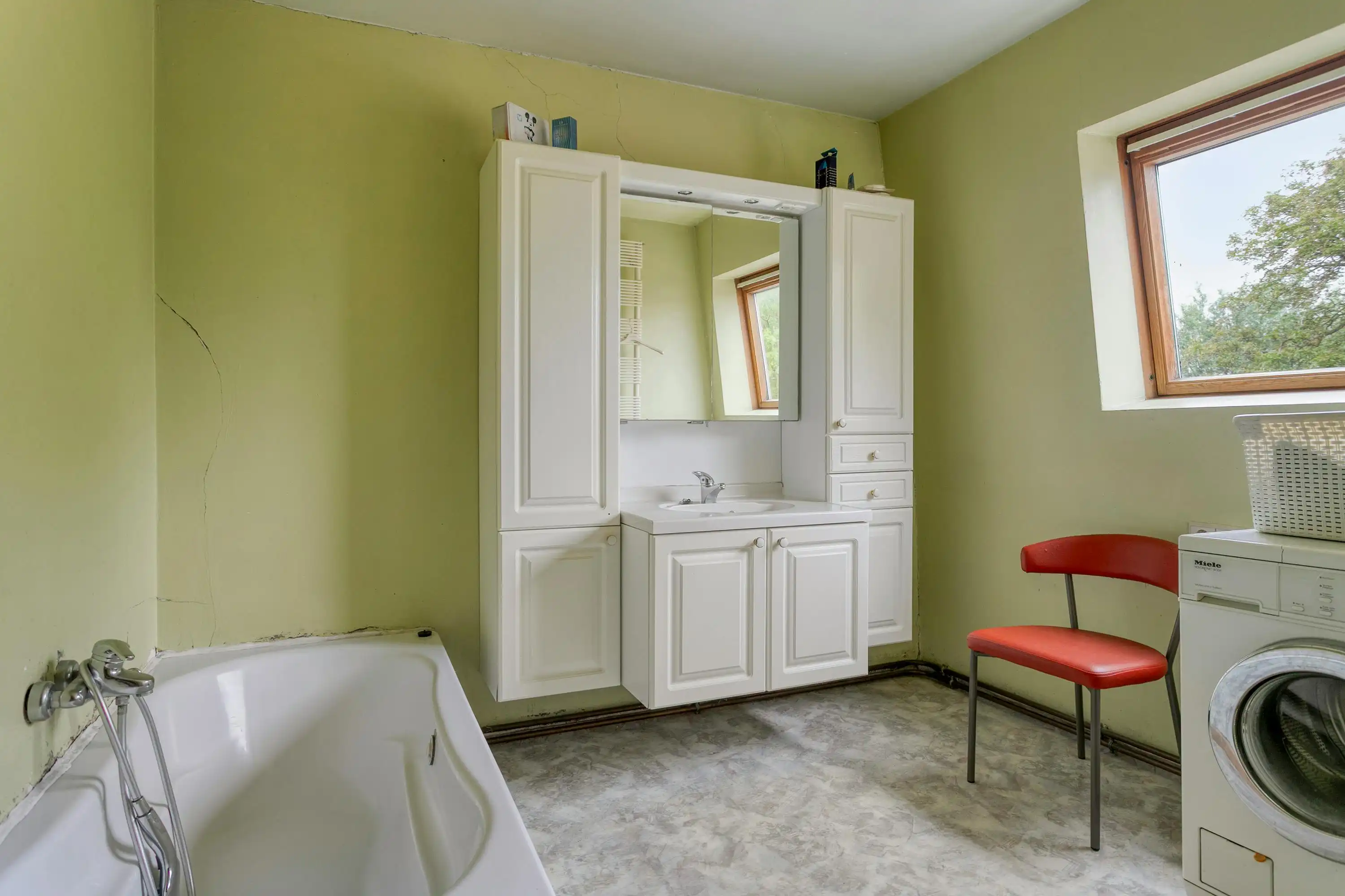 Horecazaak met appartement in Heuvelland te koop foto 28