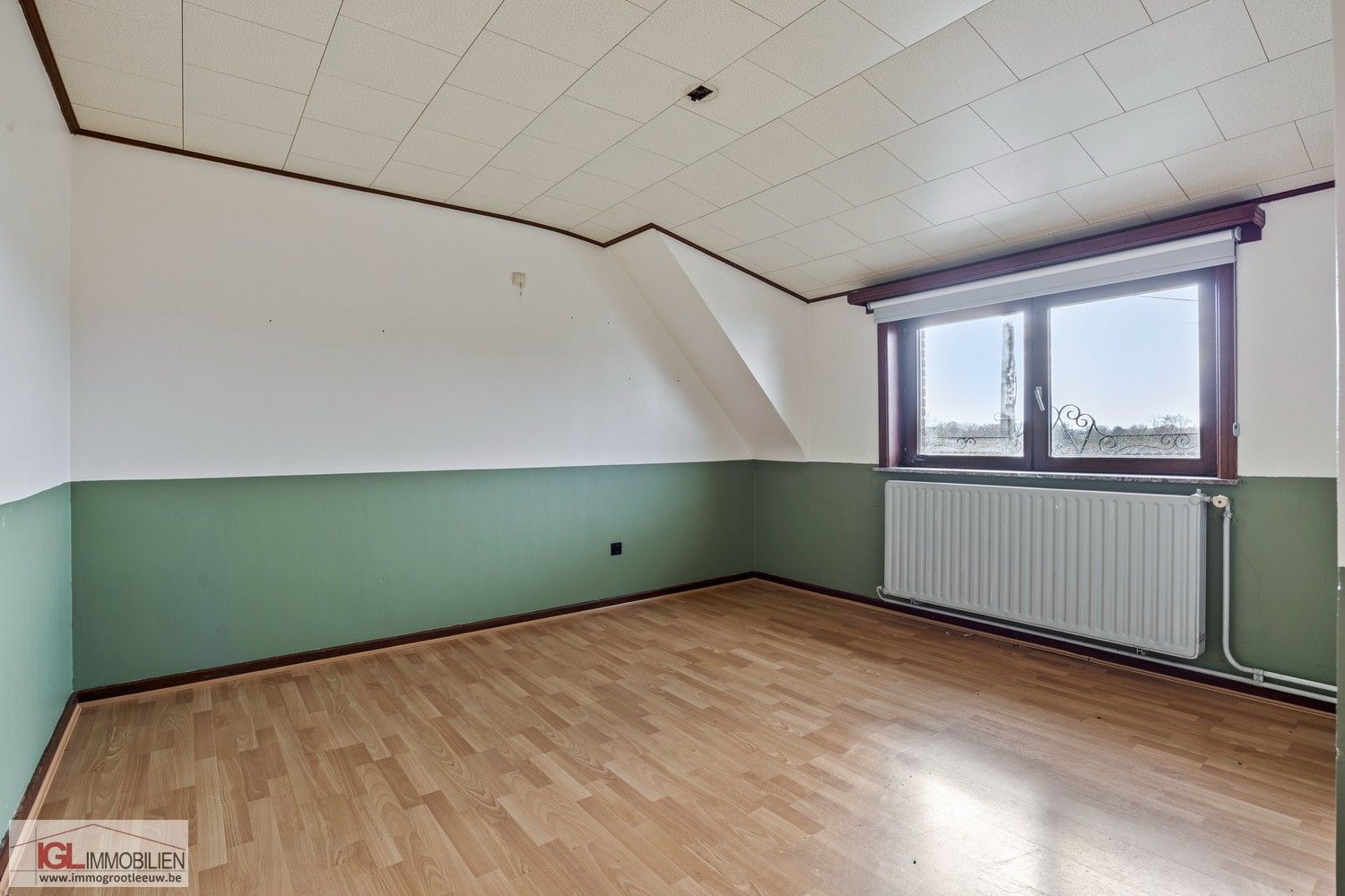 IGL stelt voor: een charmante villa met ruime tuin te koop in Lennik foto 12