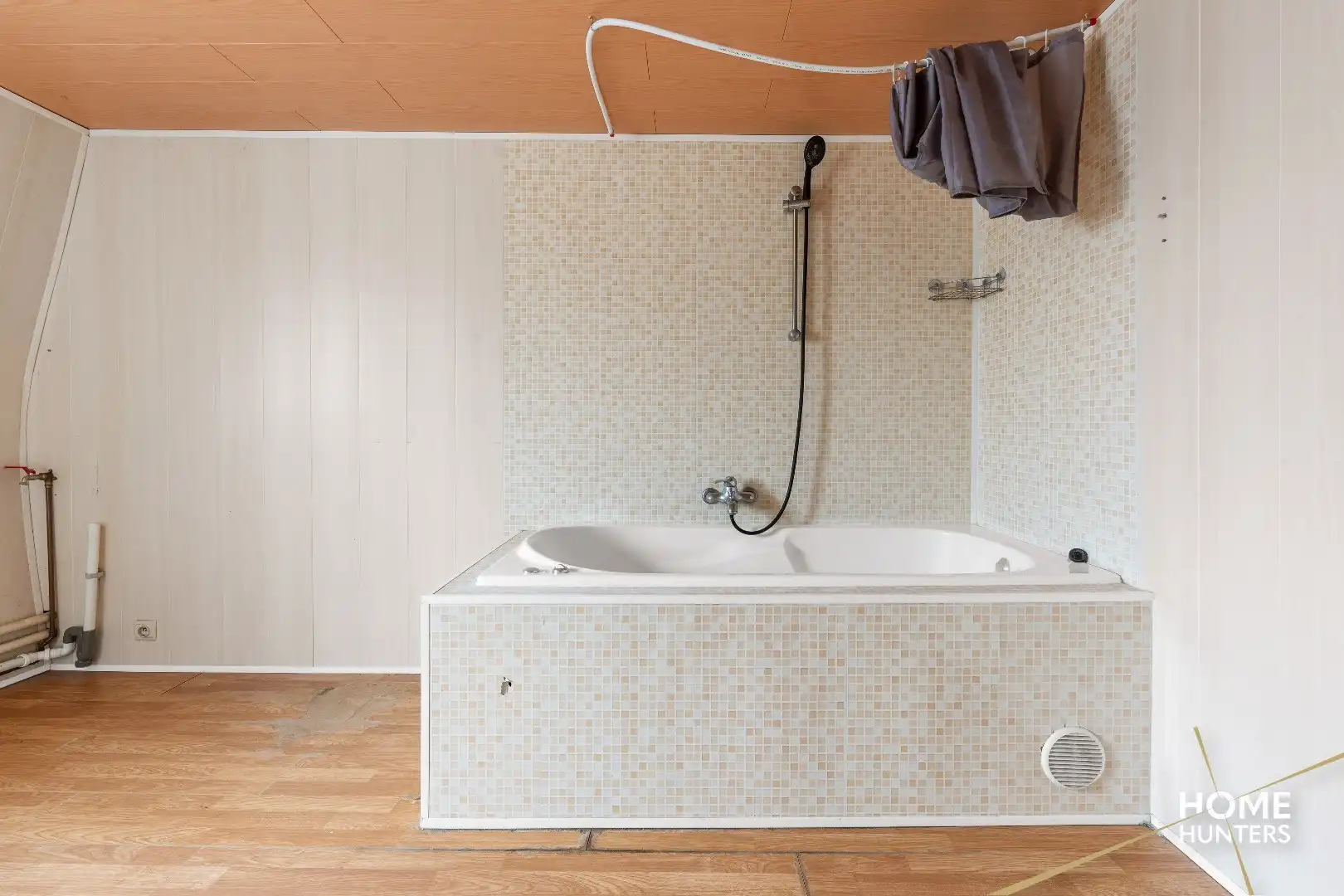 Charmant café op gunstige ligging met woongedeelte foto 25