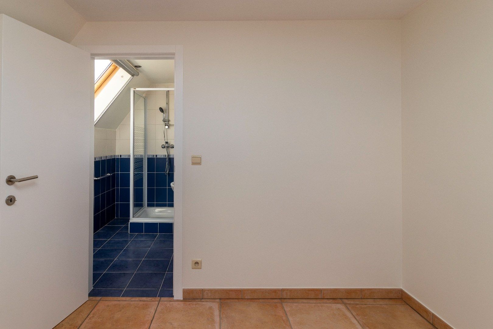 Duplex met 2 slpks en 2 badk in het centrum van Ninove foto 11