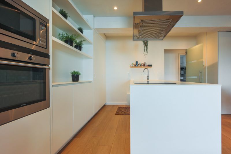 instapklaar, centraal gelegen 2- slaapkamer appartement met terrasje en kelder. Energielabel B, Elektr. goedgekeurd... foto 5