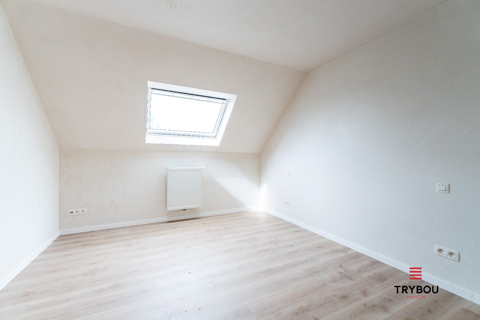 Gezellige huurwoning met 3 slaapkamers en tuin foto 16