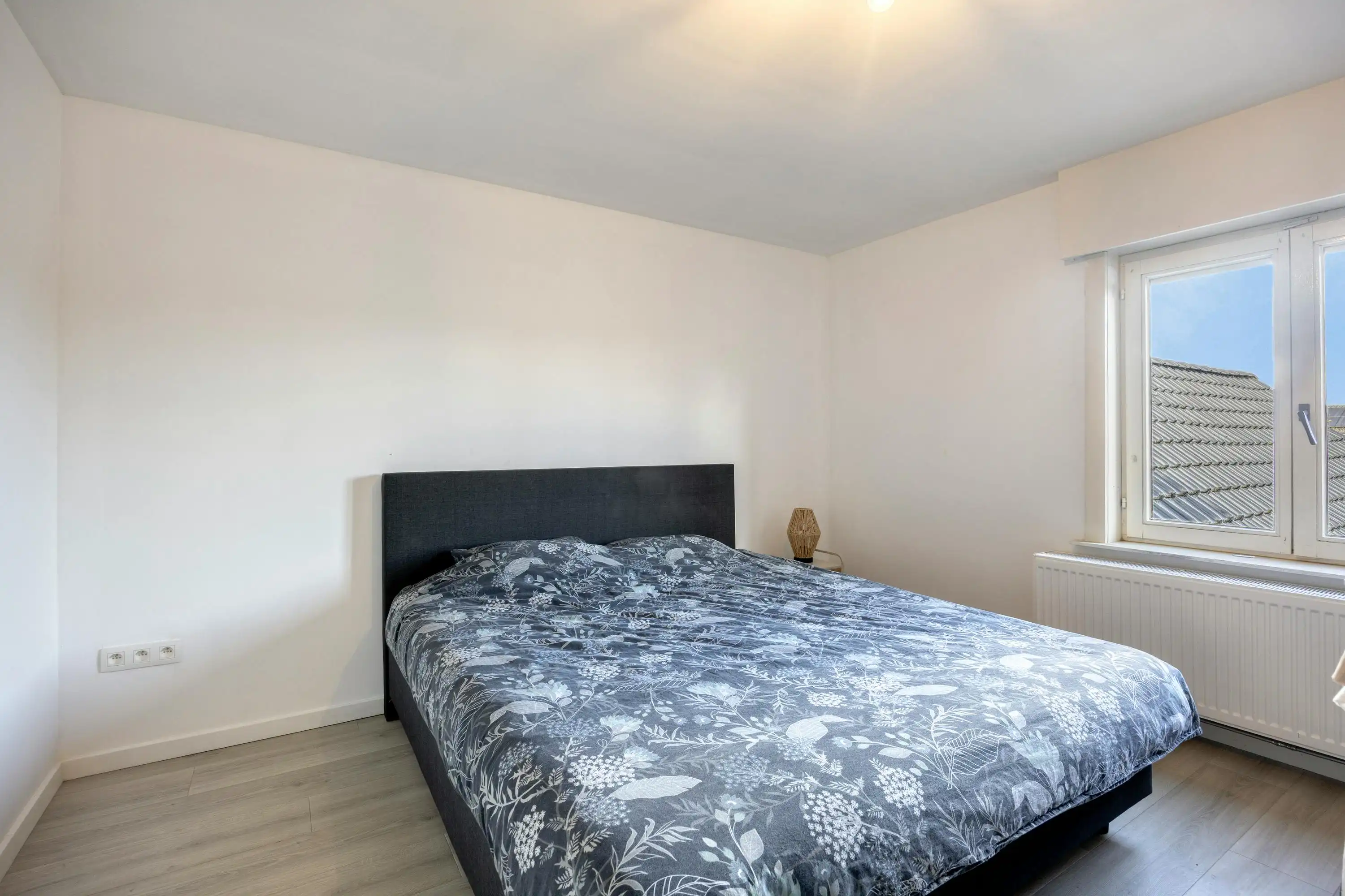 Lichtrijk en opgefrist huis te koop in Zedelgem foto 12