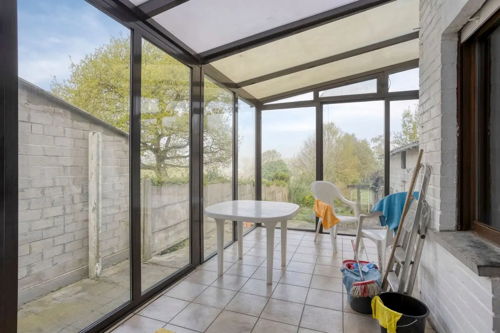 Woning met 4 slaapkamers + garage + weide foto 10