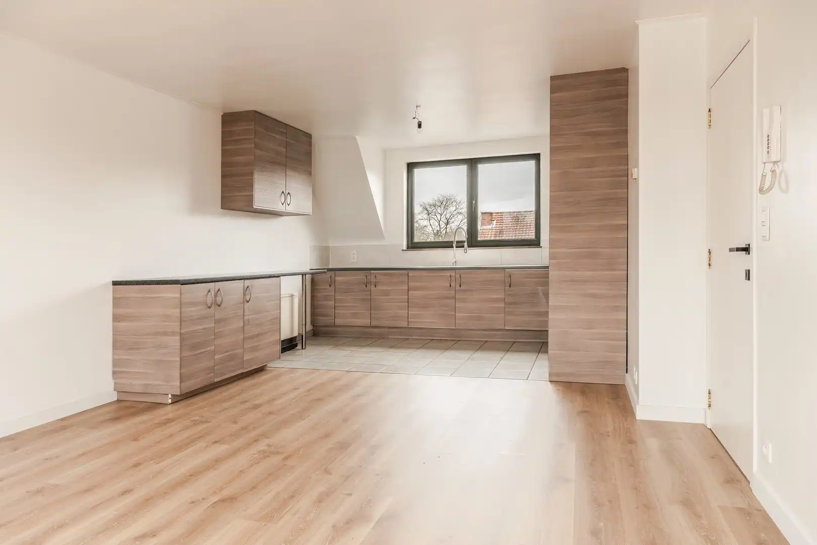 Instapklaar appartement met uitzonderlijk zonneterras foto 4