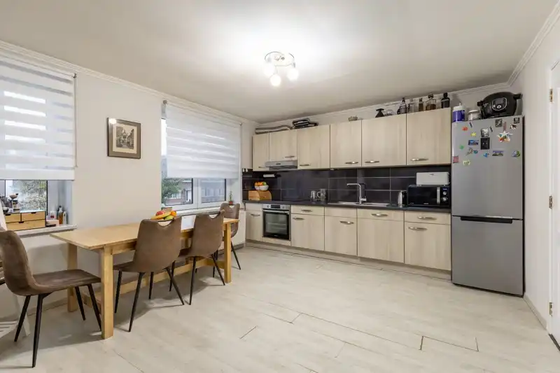 Goed gelegen woonappartement foto 9