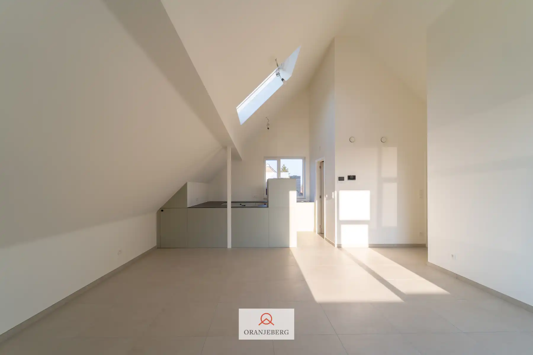 Nieuwbouw penthouse met terras foto 5