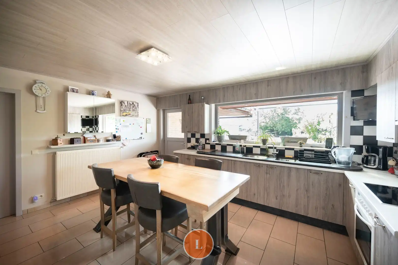 Villa met 5 slaapkamers op 1308m² foto 5