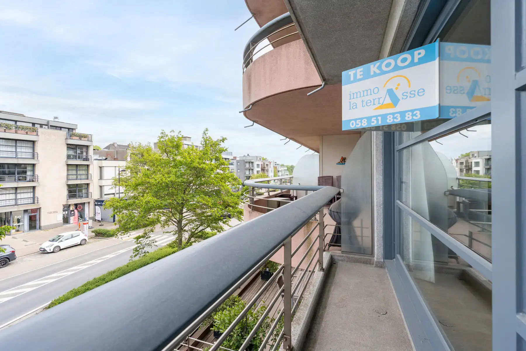 Instapklaar appartement in hartje Oostduinkerke-Bad foto 7