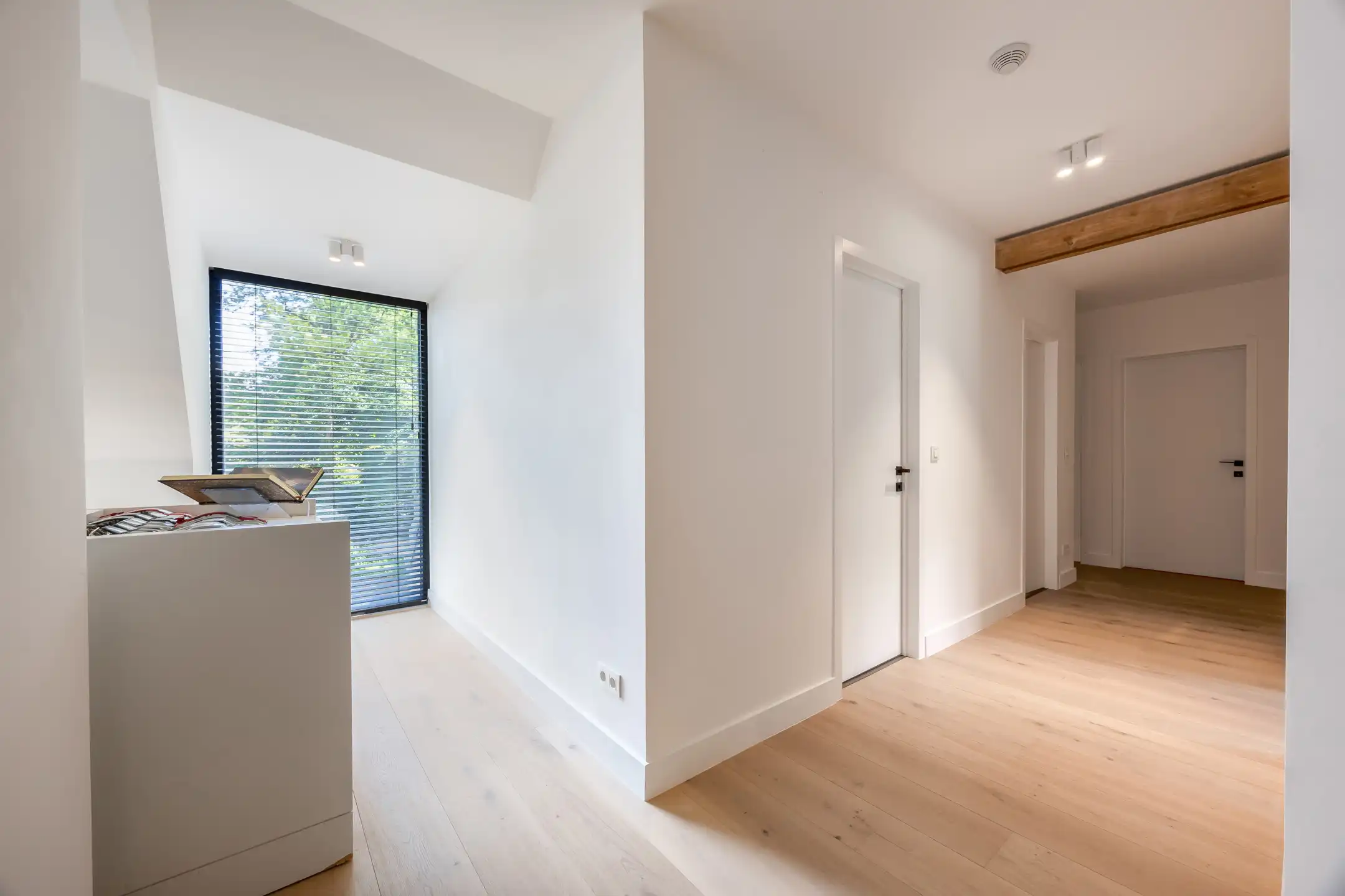 Luxe gerenoveerde villa (EPC A) op riant hoekperceel foto 33