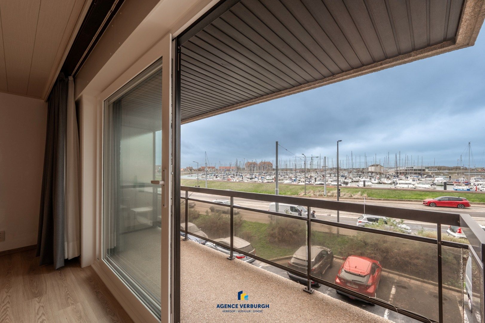 Lichtrijk 2-slpk appartement foto 7