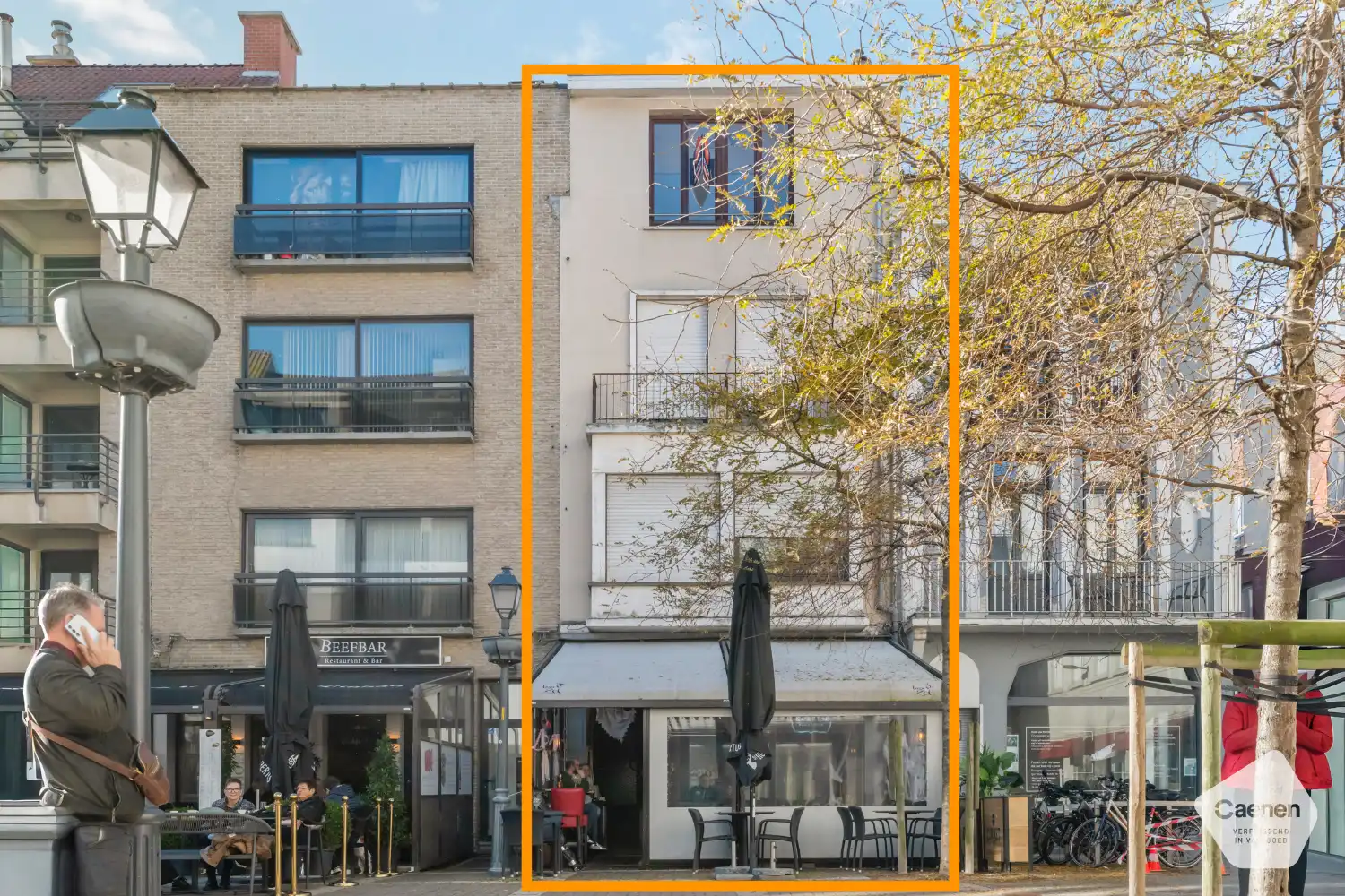 Opbrengsteigendom met 4 entiteiten pal in het centrum van Blankenberge foto {{pictureIndex}}