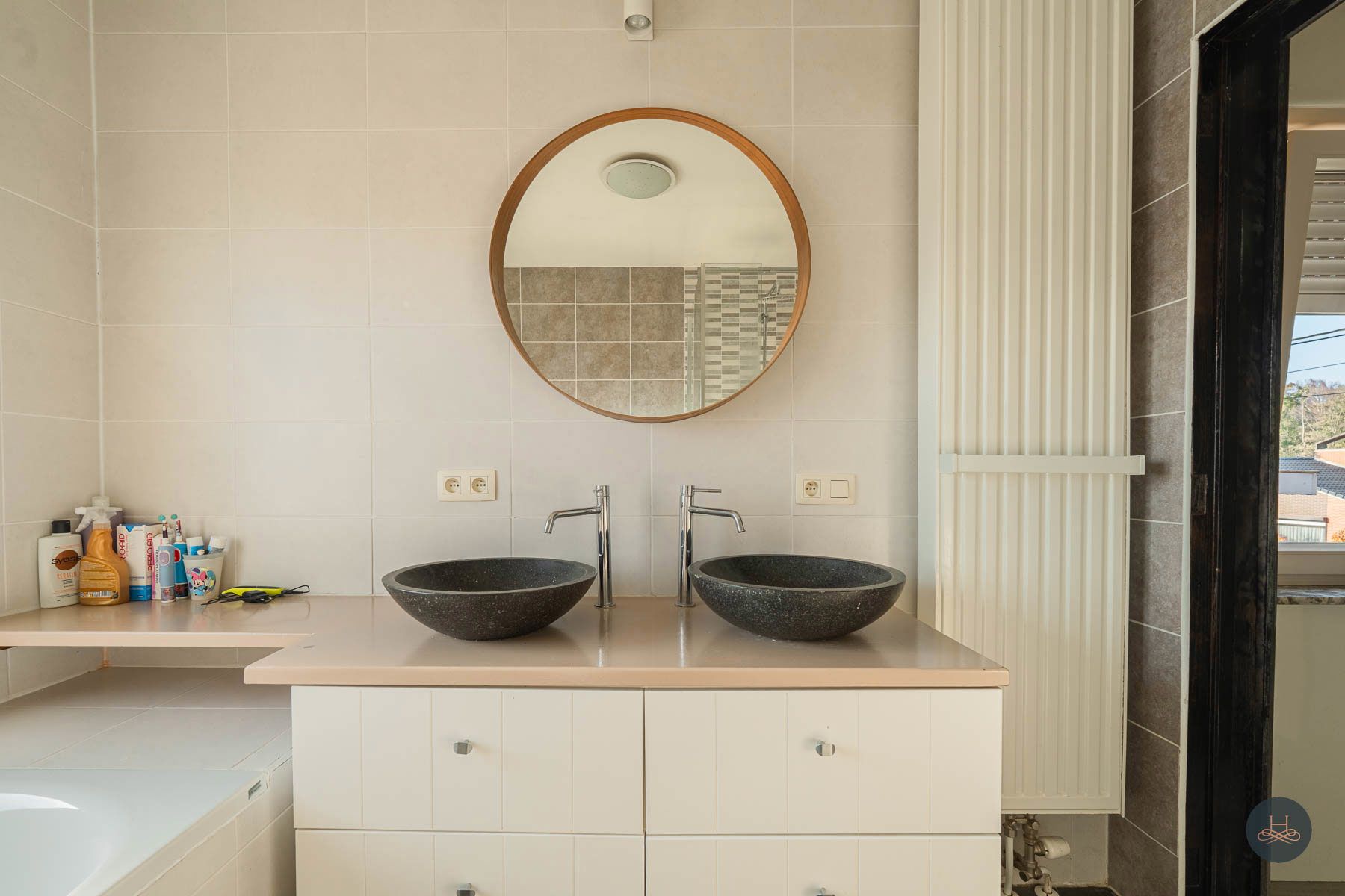 Fijne gezinswoning in rustige straat foto 18