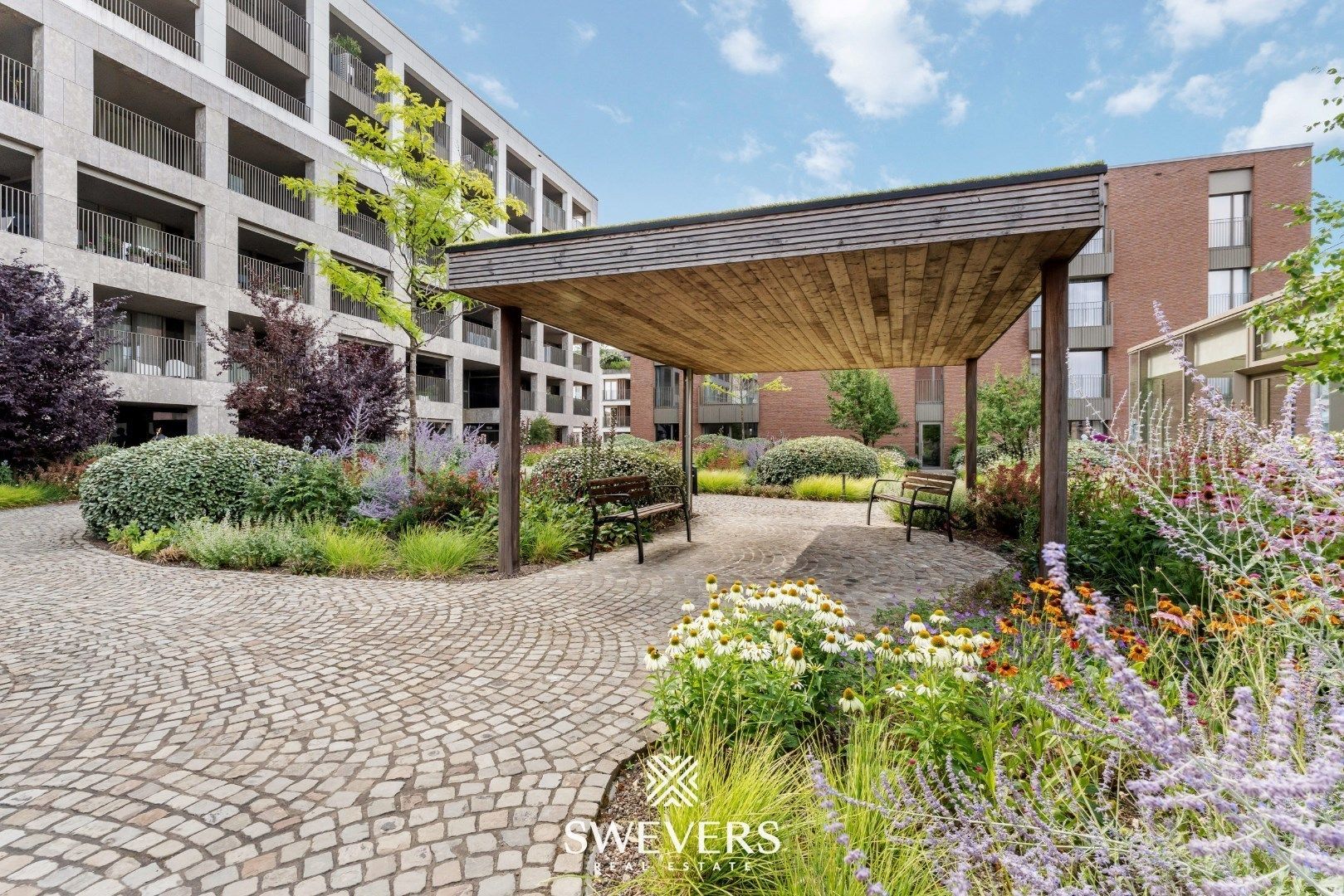 Luxueus, energiezuinig appartement met zonnig terras en privéparking op Quartier Bleu foto 18