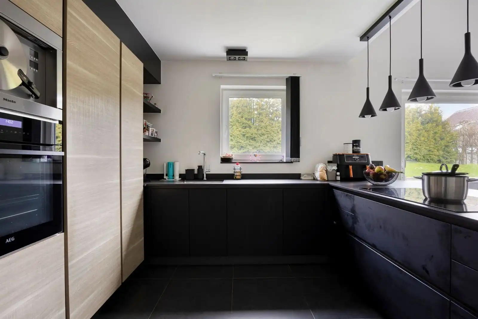Alleenstaande woning met tuin foto 10