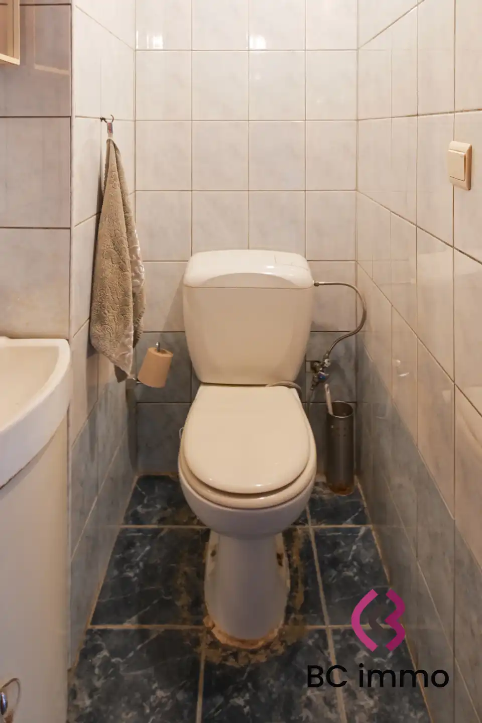 Karaktervolle woning met 3 slaapkamers vlak bij het centrum van Genk foto 16