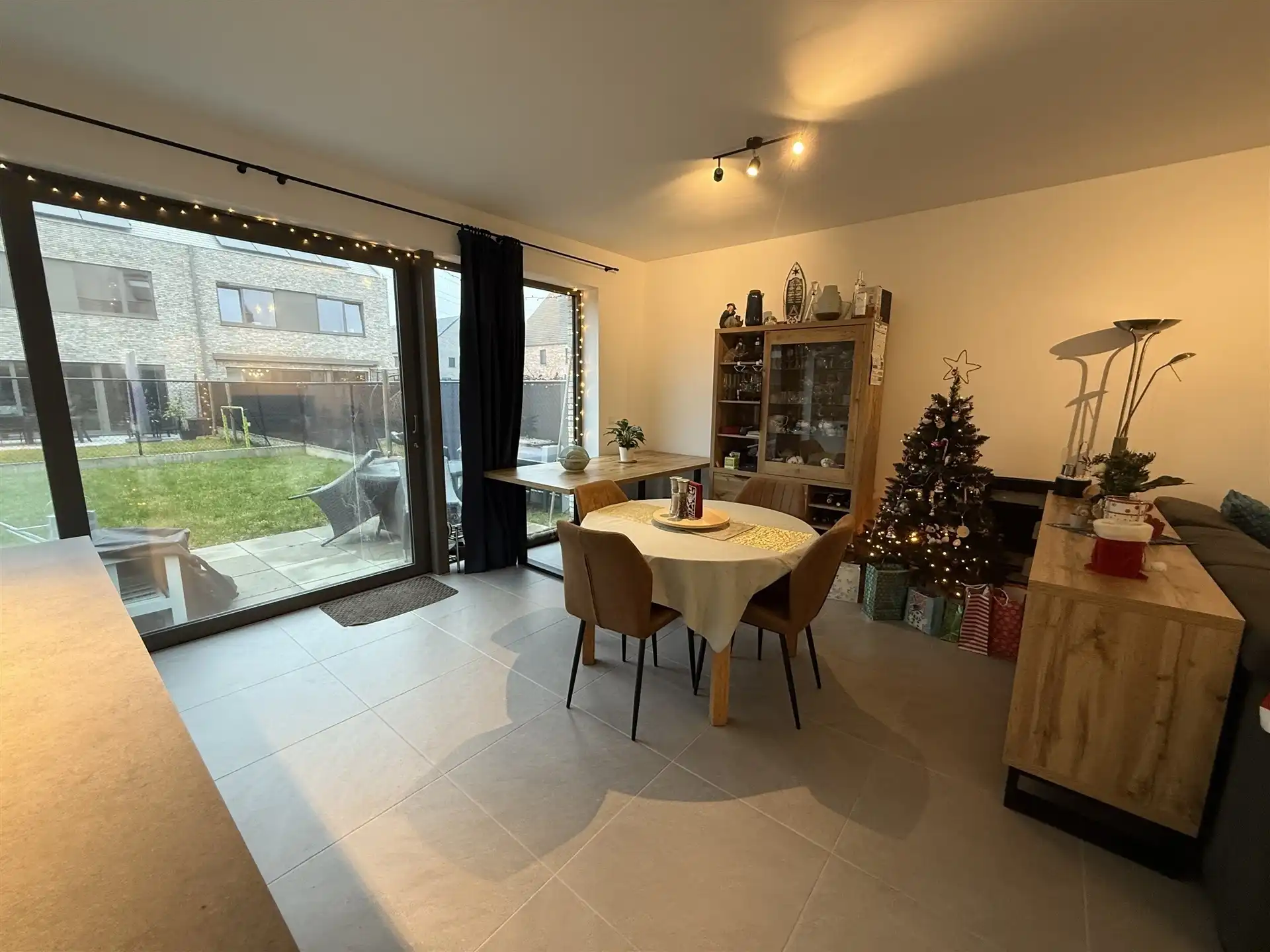 Ruime woning in rustige buurt te Merchtem  foto 6