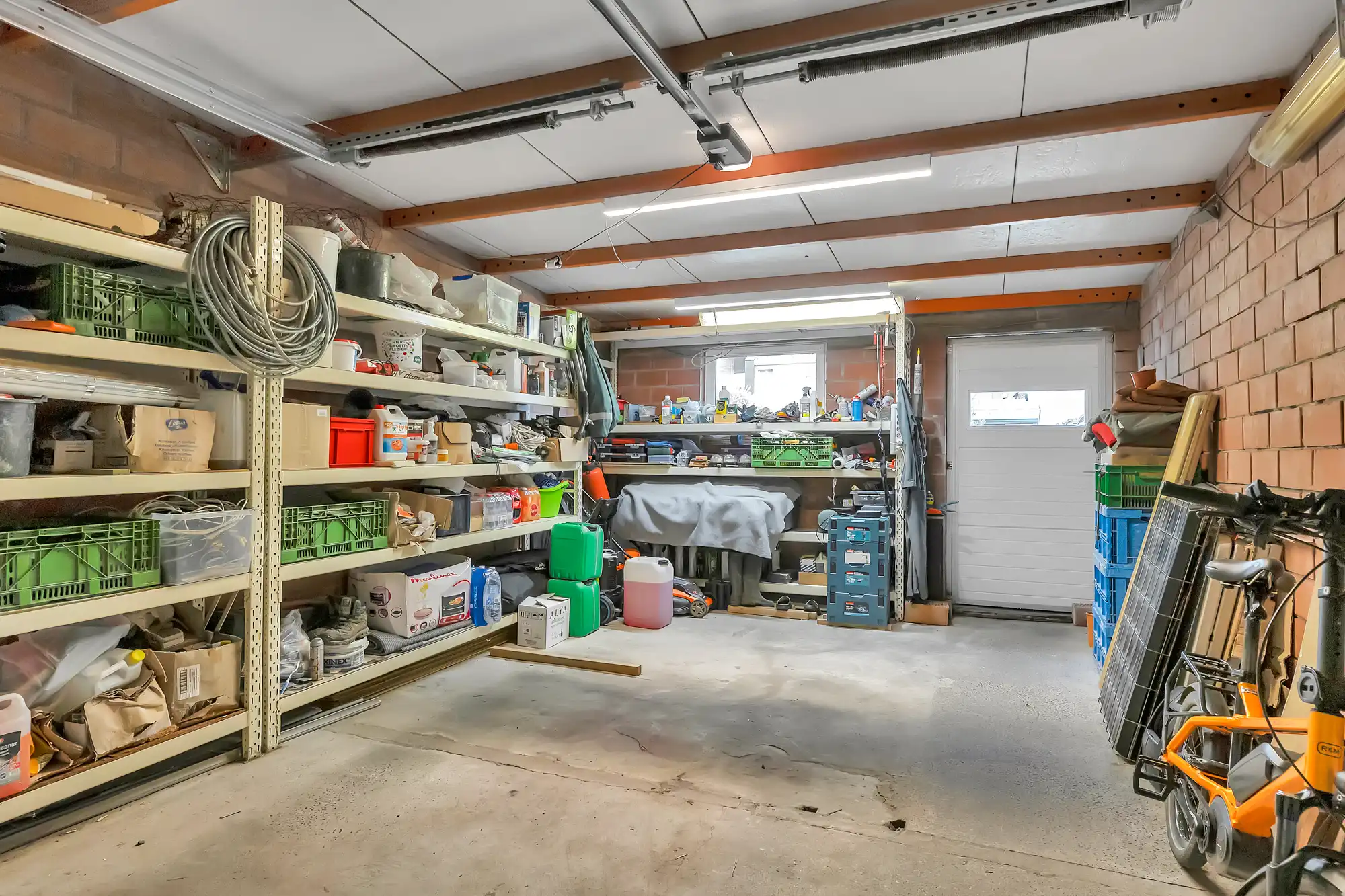 Instapklare woning met ruime bijruimte en garage in Ninove foto 28