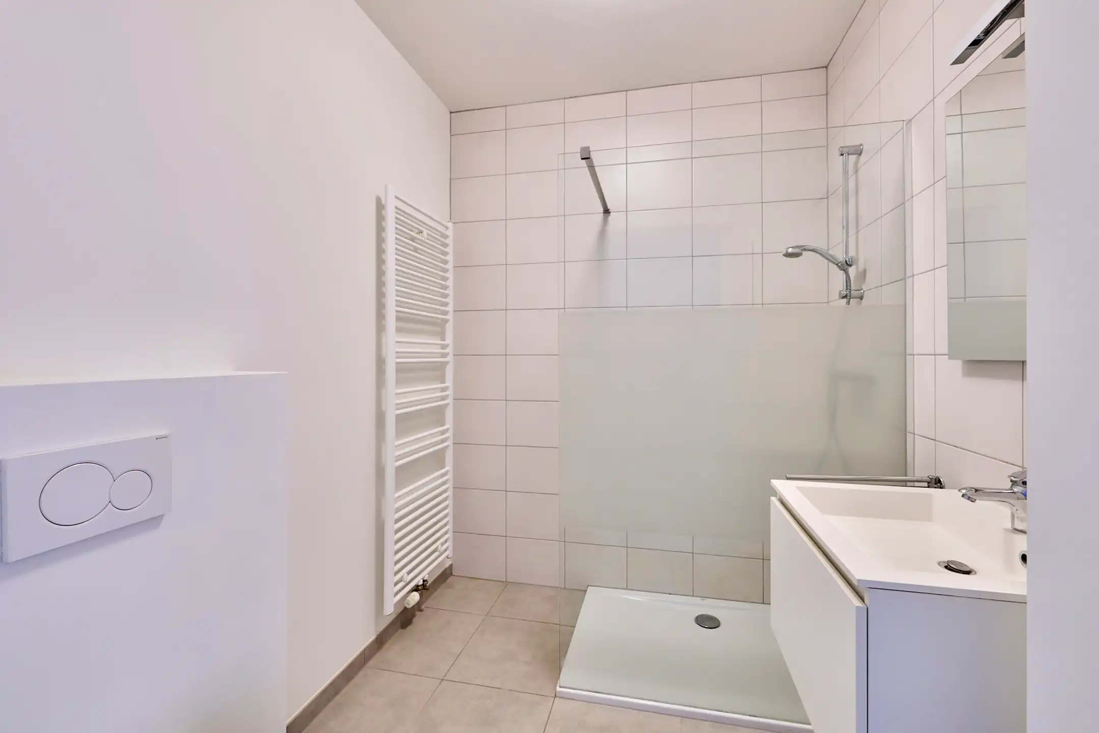 Gelijkvloers appartement met 2 slaapkamers en ruim terras. foto 13