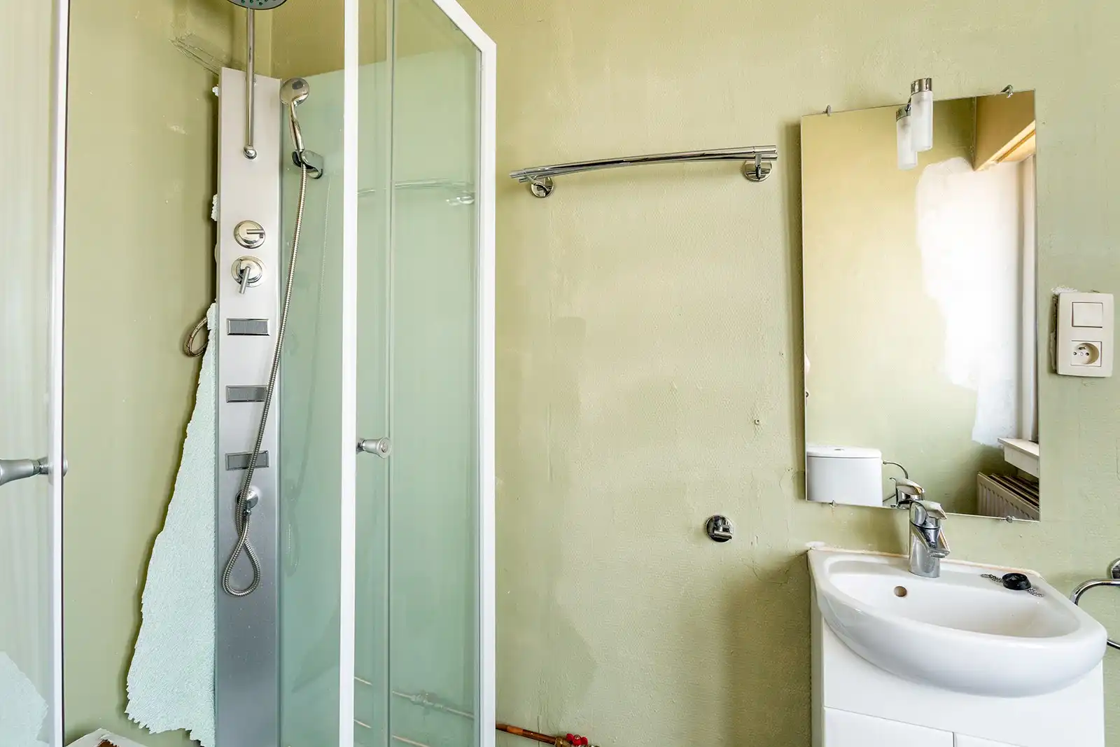 Te renoveren woning in de Groenenhoek  foto 13